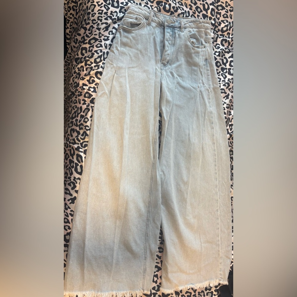 SO Women's High Rise Jeans - Light Blue